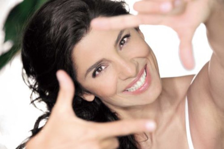 Πόπη Τσαπανίδου: Έγινε είδηση στην τουρκική «Χουριέτ»