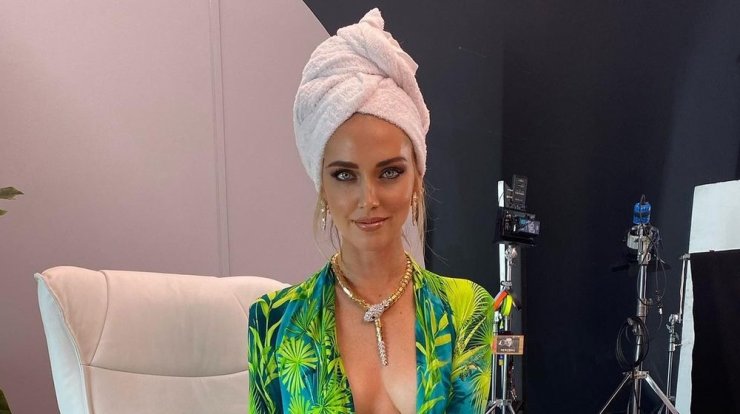 Chiara Ferragni: Σου δείχνει ένα εύκολο skincare routine με μόνο 3 βήματα 