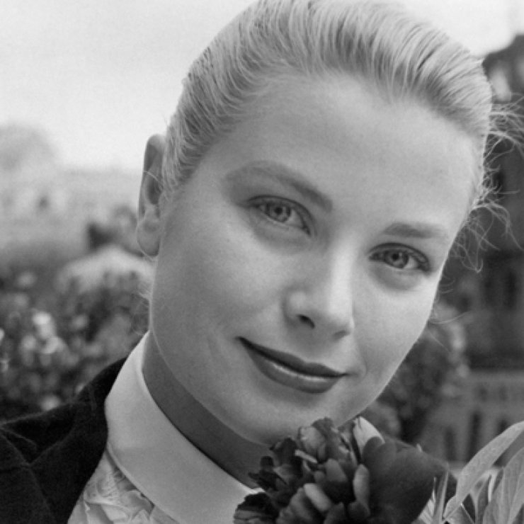 H Grace Kelly «ποζάρει» για το Tatler