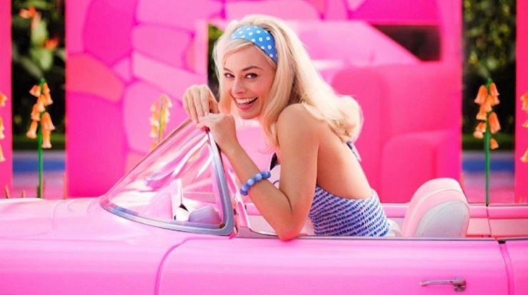 12 nail arts εμπνευσμένα από την εμβληματική κούκλα Barbie