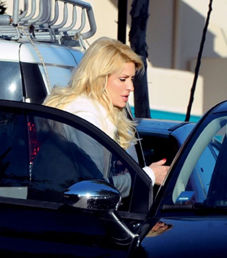 Ελένη Μενεγάκη: Η καθημερινότητά της αλλάζει ξανά!