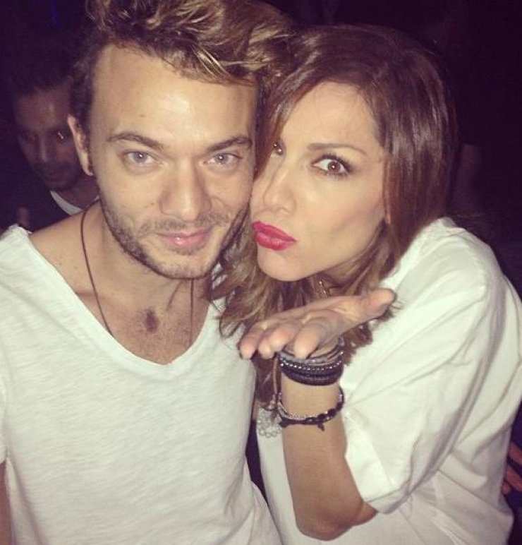 Δέσποινα Βανδή: «Το έκαψε» σε gay bar!