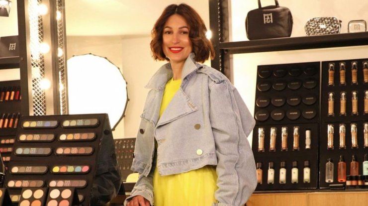 Βαρβάρα Νικολακάκη: Το νέο, trendy κούρεμα που υιοθέτησε ανήκει στις top τάσεις για κοντά μαλλιά