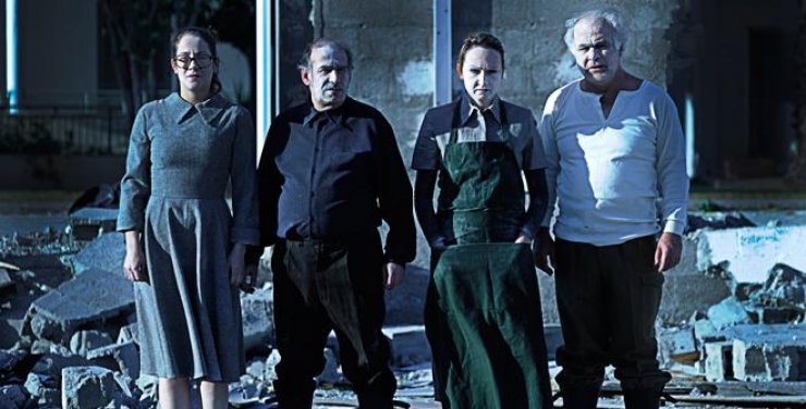 Απαγορευμένη (θεατρική) ιστορία