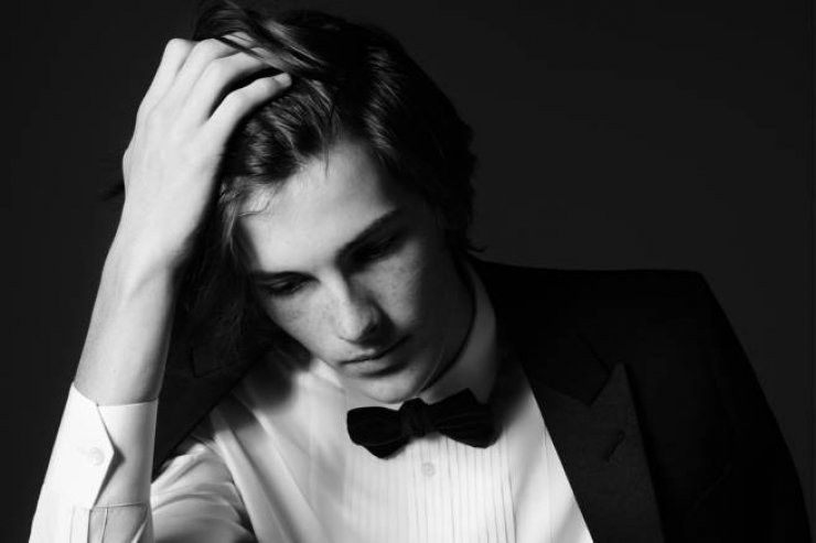  Ποιανού σταρ ο γιος είναι μοντέλο του οίκου Saint Laurent