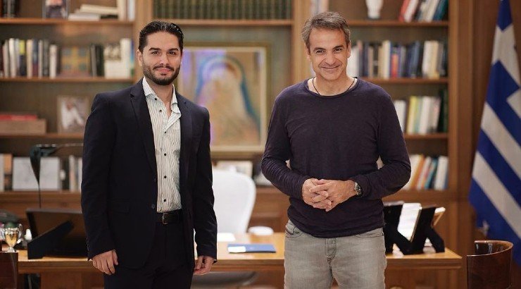 Χρήστος Μάστορας: Η συνάντησή του με τον Έλληνα Πρωθυπουργό και η δέσμευση στον καλλιτέχνη!