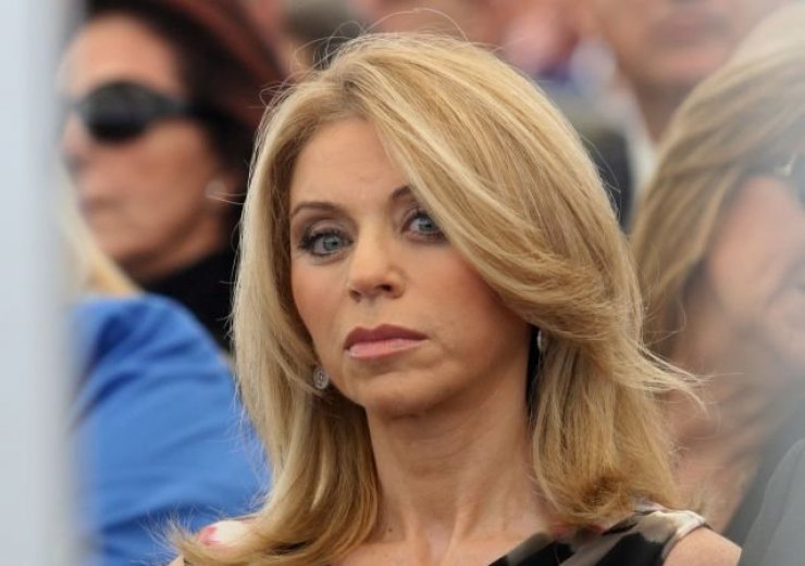 Δείτε πως έχει παραμορφωθεί το πρόσωπο της Έλλης Στάη!