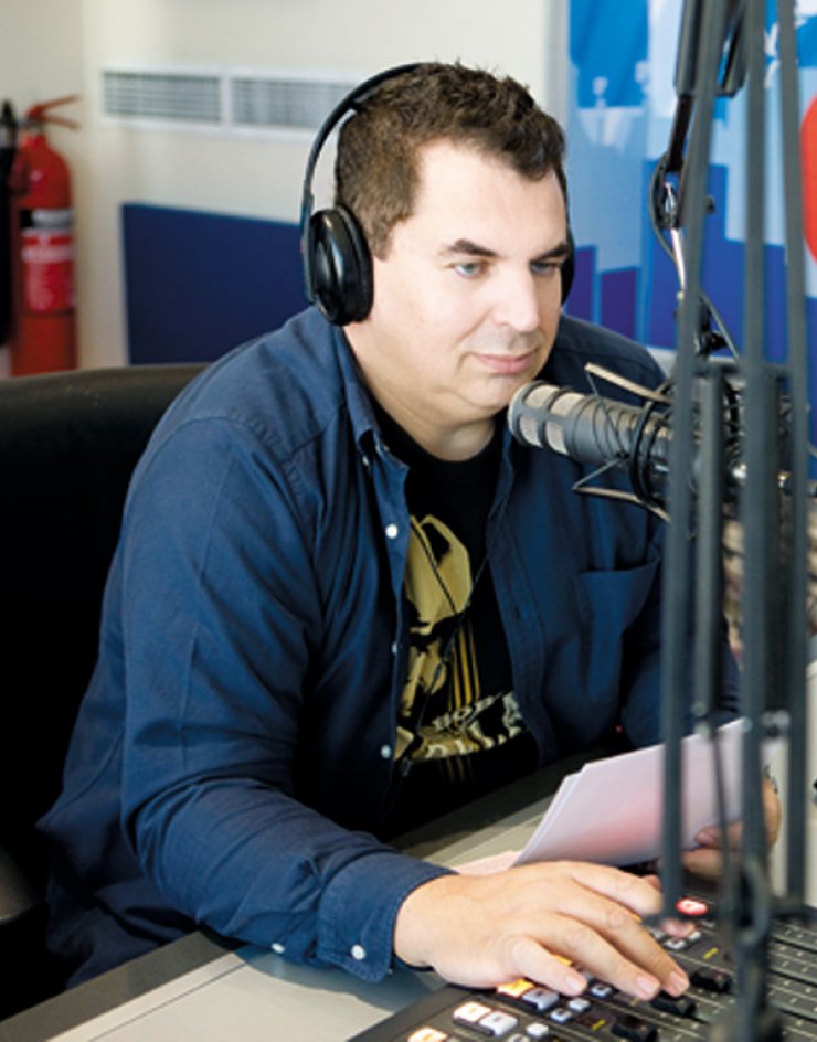 Ζήνωνας Ζiντίλης: Ποιον θεωρεί κορυφαίο ραδιοφωνικό παραγωγό στην Κύπρο;