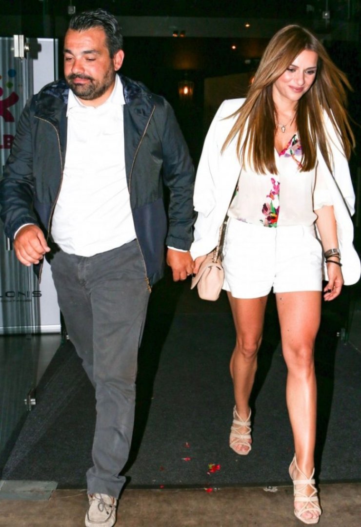 Δείτε για πρώτη φορά το εντυπωσιακό μονόπετρο της Ελένης Τσολάκη