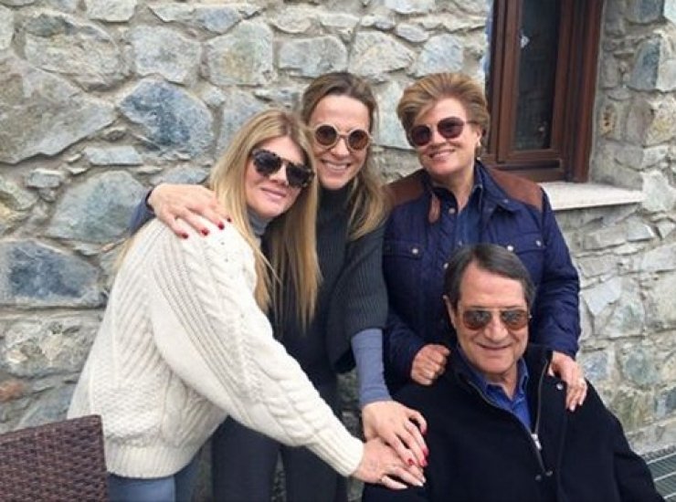 Oικογένεια Αναστασιάδη: Πάσχα στις Πλάτρες