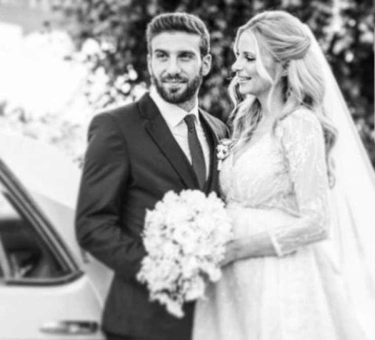 Χριστιάνα Αριστοτέλους: Δεν θα πιστεύετε σε ποια έδωσε τη νυφική ανθοδέσμη