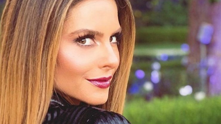 Η Μαρία Μενούνος έγινε κοκκινομάλλα! [εικόνες]