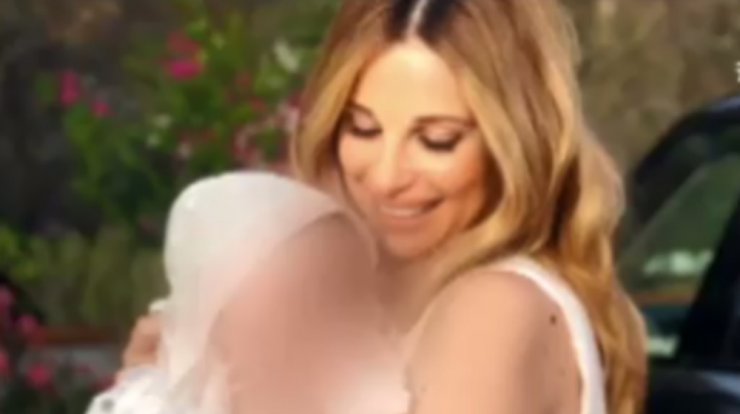 Χριστιάνα Αριστοτέλους: Η καθημερινότητά της εκτός δουλειάς με τη μικρή Μελίνα! [βίντεο]