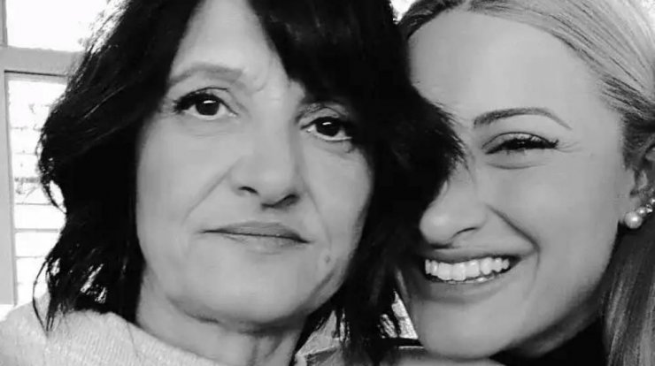 Ιωάννα Τούνη: Συγκινεί με το μήνυμά της για τον ένα χρόνο χωρίς την μητέρα της [εικόνα]