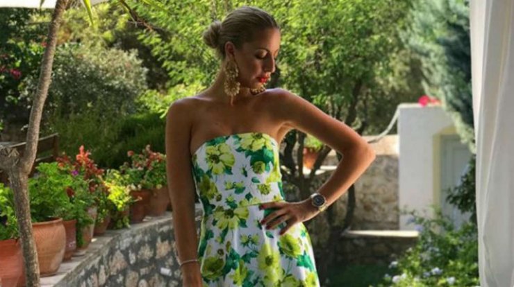 Το floral maxi φόρεμα της Σόλιας Κυπριανού!