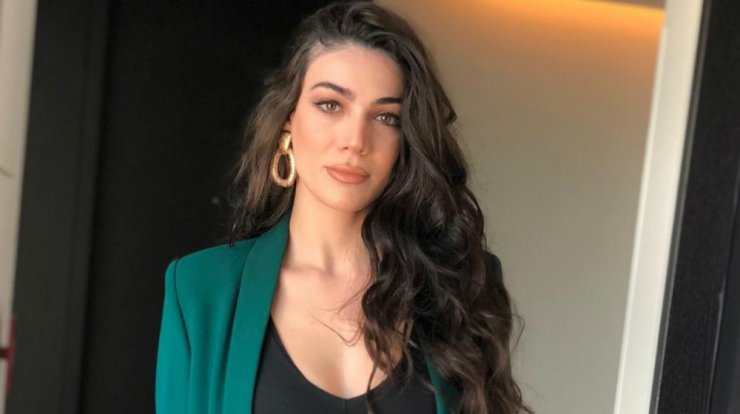 Μας άφησε άφωνους! Η πιο σέξι εμφάνιση που έχει κάνει η Ήβη Αδάμου μετά τη γέννηση της κόρης της! [εικόνα]