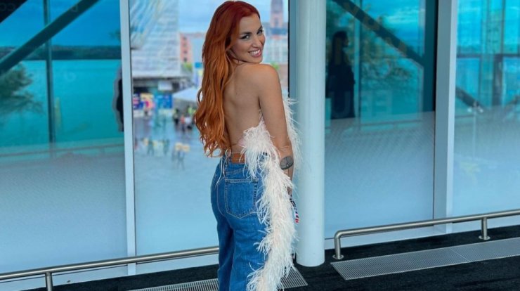 Κάλια Ελευθερίου: Σου προτείνει το πιο ανάλαφρο καλοκαιρινό χτένισμα