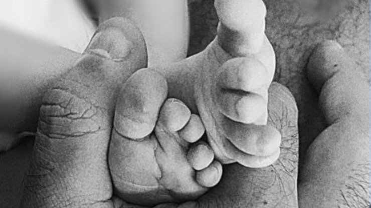 Βaby Boom για γνωστή Ελληνίδα: Έγινε μαμά και το ανακοίνωσε μετά από 3 εβδομάδες! [εικόνα]