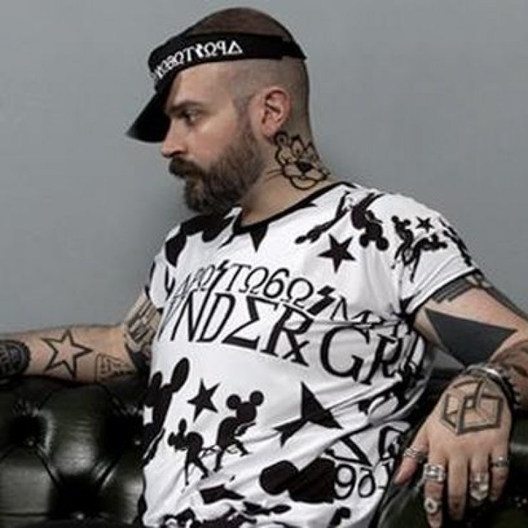 Η συνεργασία του Απόστολου Μητρόπουλου με την Patricia Field