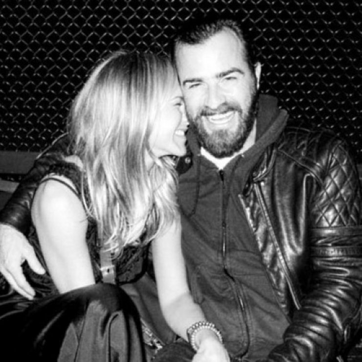 Θα λιώσετε με τις νέες τρυφερές αποκαλύψεις της Jennifer Aniston για τον Justin Theroux