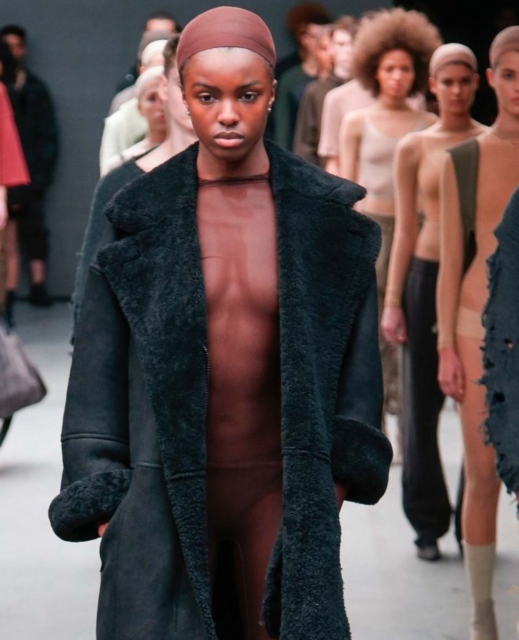 Kanye West x adidas originals: Ο σύζυγος της Kim Kardashian μπορεί τελικά να είναι και σχεδιαστής μόδας