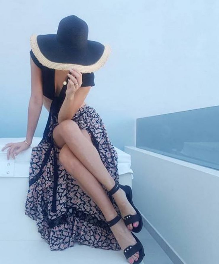 Είδαμε για πρώτη φορά το προσκλητήριο του γάμου επώνυμης Ελληνίδας!