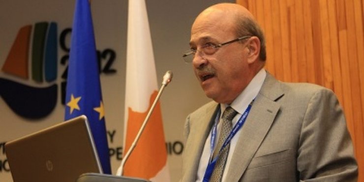 Έχασε τις αισθήσεις του στη Βουλή ο Βουλευτής Αδάμος Αδάμου 