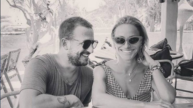 Αυτή είναι η πιο ιδιαίτερη φωτογραφία του Χρύσανθου Τσουρούλλη και της Έμιλυς Γιολίτη που είδαμε ποτέ!