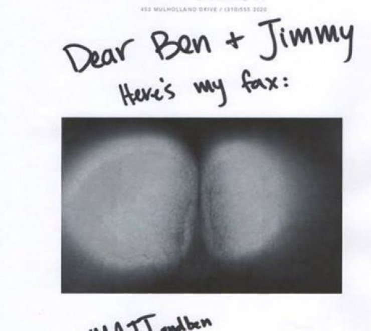 Ποιος ηθοποιός απάντησε στα κακεντρεχή σχόλια συναδέλφου στέλνοντας τα οπίσθιά του;