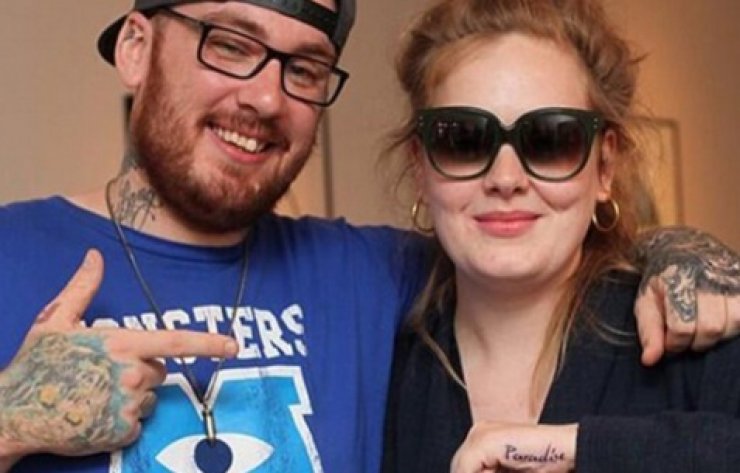To νέο τατουάζ της Adele