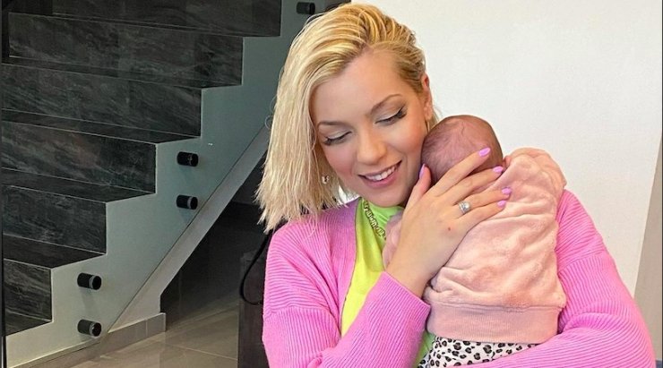 Άντρη Καραντώνη: Η μεταμφίεση της 8 εβδομάδων κορούλας της που έκλεψε τις καρδιές μας