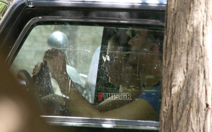 Σπάνια δημόσια εμφάνιση ζευγαριού της ελληνικής showbiz μετά από πολύ καιρό