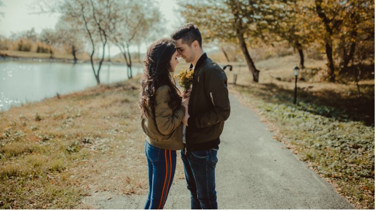 Αυτοί είναι οι 4 λόγοι που δεν σε φλερτάρουν οι άντρες