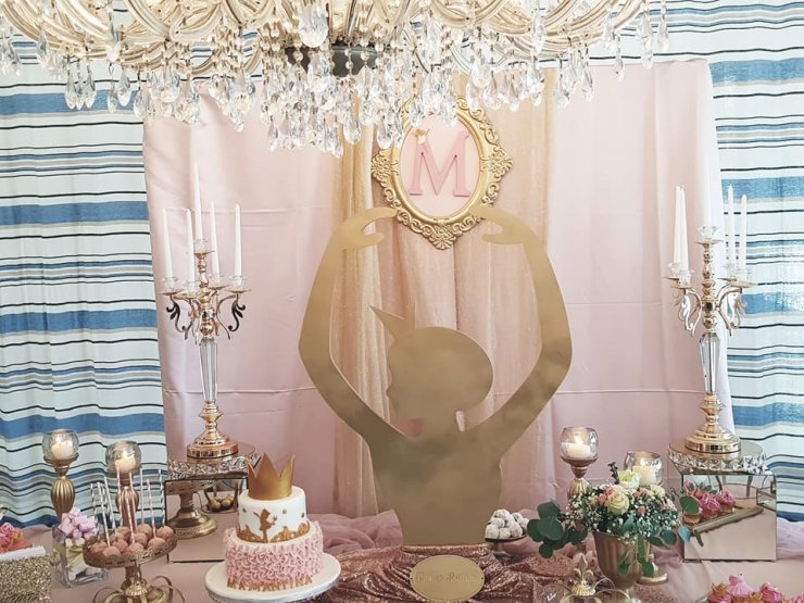 Επώνυμη Κύπρια βάφτισε την κορούλα της