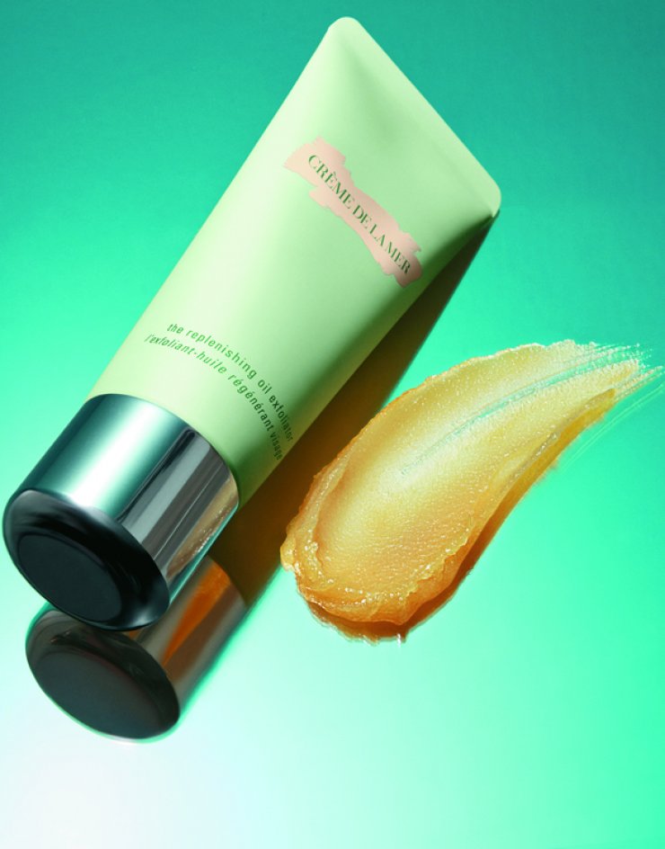 Η La Mer παρουσιάζει μια εμπειρία αναδόμησης και λείανσης της επιδερμίδας