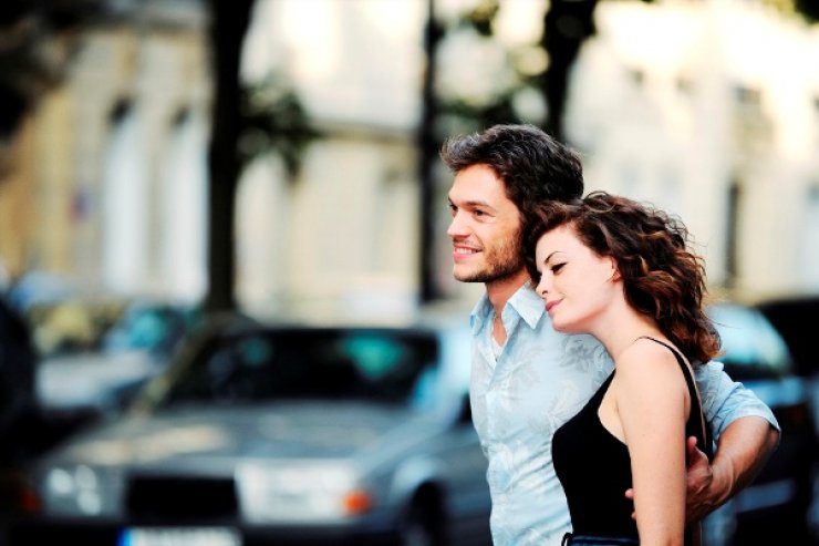7 σημάδια που δείχνουν πως αξίζει να είσαι μαζί του