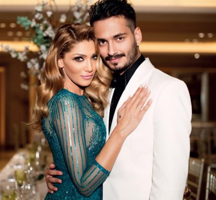 Ηλιάδη - Γκέντσογλου: Η εντυπωσιακότατη πρώτη τους κοινή φωτογράφηση με τα παιδιά