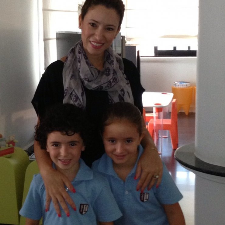 Οι Κύπριες socialite με τα παιδάκια τους στο σχολείο