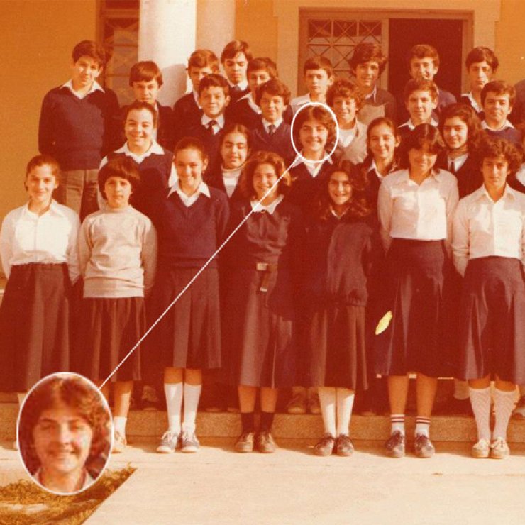 Μάντεψε ποια επώνυμη Κύπρια είναι σε αυτή τη φωτογραφία!