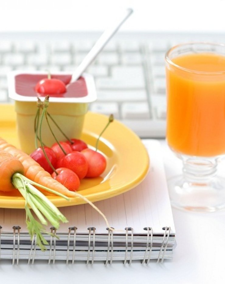 5 έξυπνα σνακ για το γραφείο