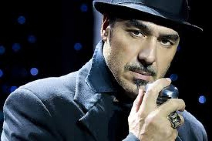 Νότης Σφακιανάκης: "Επιβάλλεται να στηρίξετε την Χρυσή Αυγή"