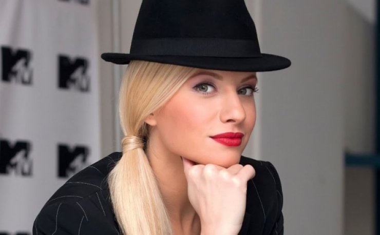 Αραβανή: «Θέλω να κάνω οικογένεια και παιδί σύντομα»