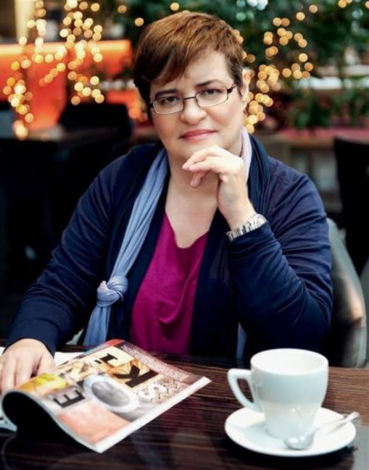 Ντέπυ Γκολεμά: Ποιον παρουσιαστή θα απέλυε αν ήταν διευθύντρια καναλιού;