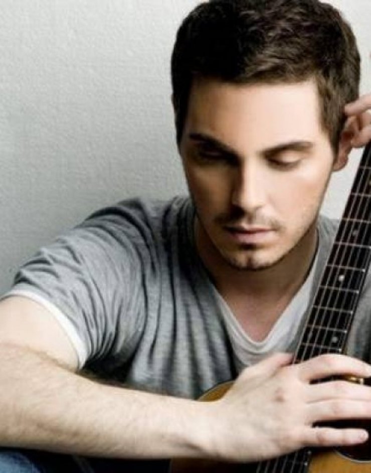 Σήμερα ο Μιχάλης Χατζηγιάννης στο Ammos