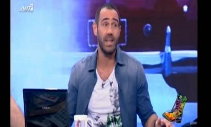 Ράδιο Αρβύλα: Το δικό τους "αντίο" στον Σάκη Μπουλά [video]