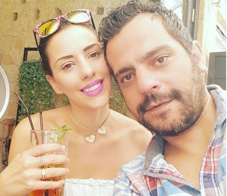 Γιώργος Ρούσσος: Το καυτό φιλί στα χείλη στην αρραβωνιαστικιά του Νατάσα