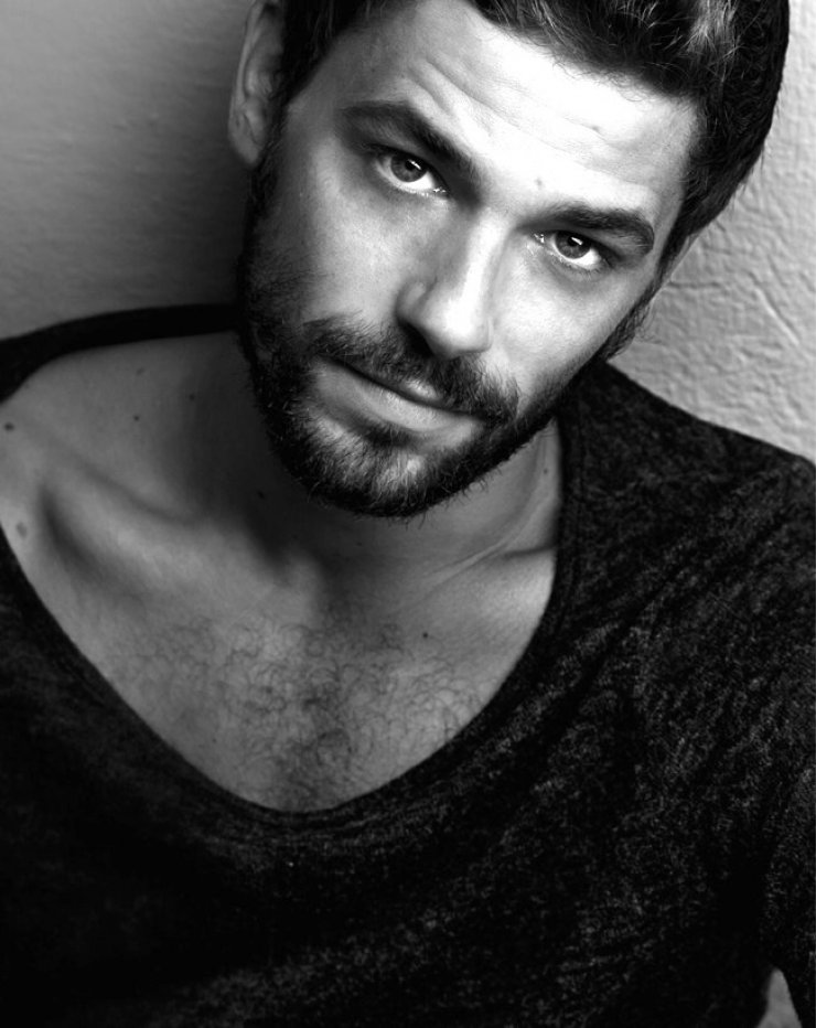 Η ανάρτηση και η φωτογραφία στο facebook του Αποστόλη Τότσικα που κρύβουν ένα σημαντικό μήνυμα