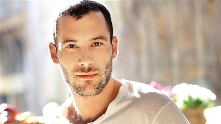 Αντίνοος Αλμπάνης: "Αυτό που κάνει μοναδική την Ντορέττα είναι..."