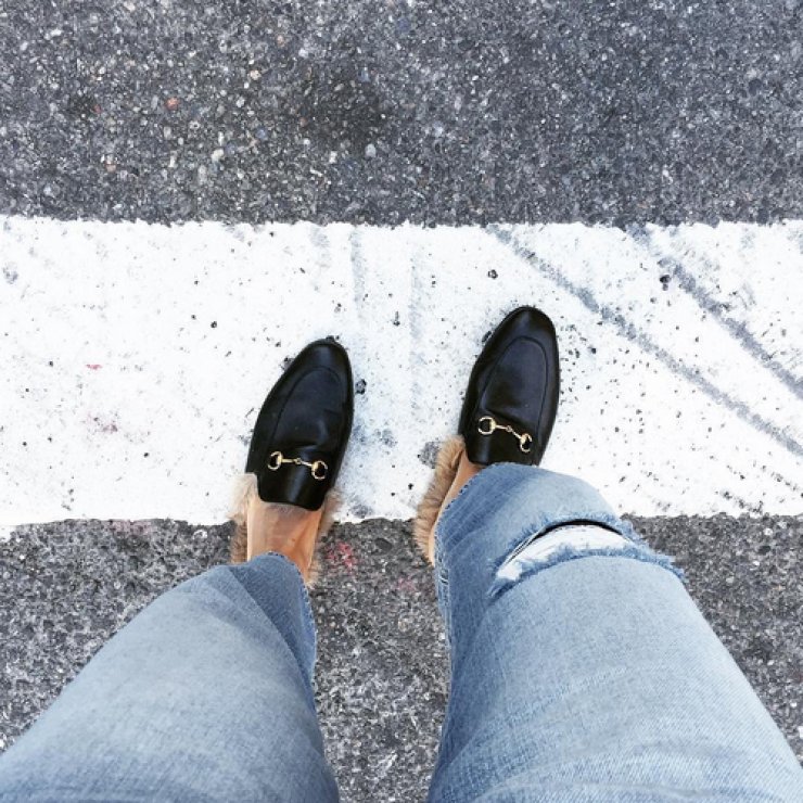 Tα παπούτσια που φορούν όλες οι street style stars