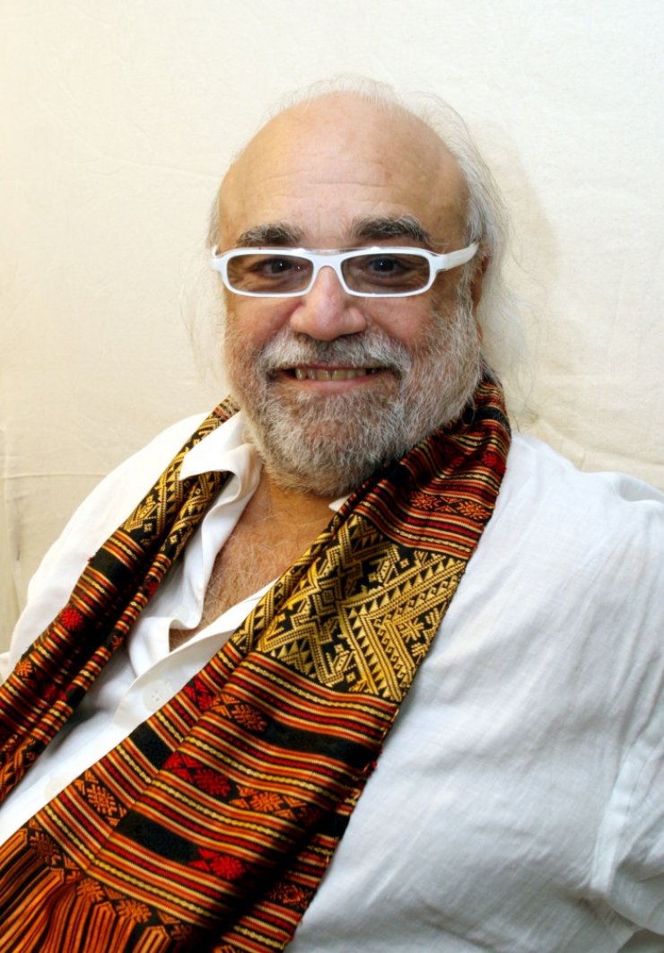 Καλά στην υγεία του ο Ντέμης Ρούσσος